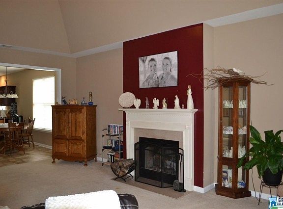 2nd image of 1088 Washington Dr