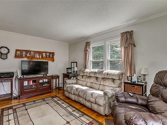 5th image of 3521 2nd Ave