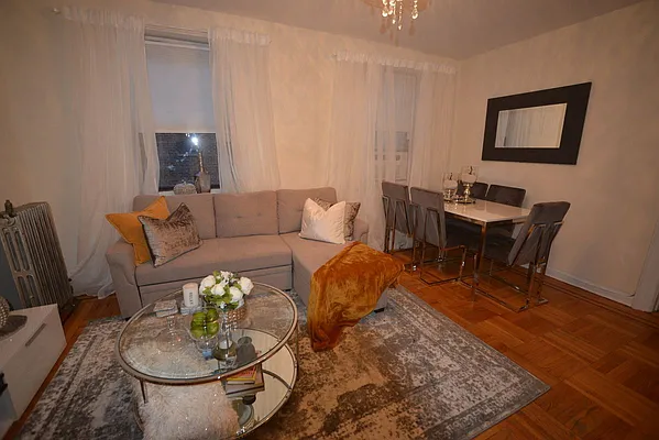 Rented by Voro, LLC | media 5