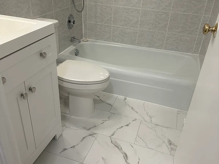 420 W Aldine Ave #523 — Photo 7