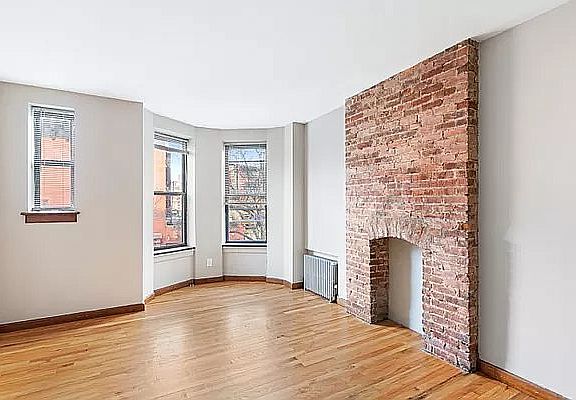 3rd image of 496 11th St #8A