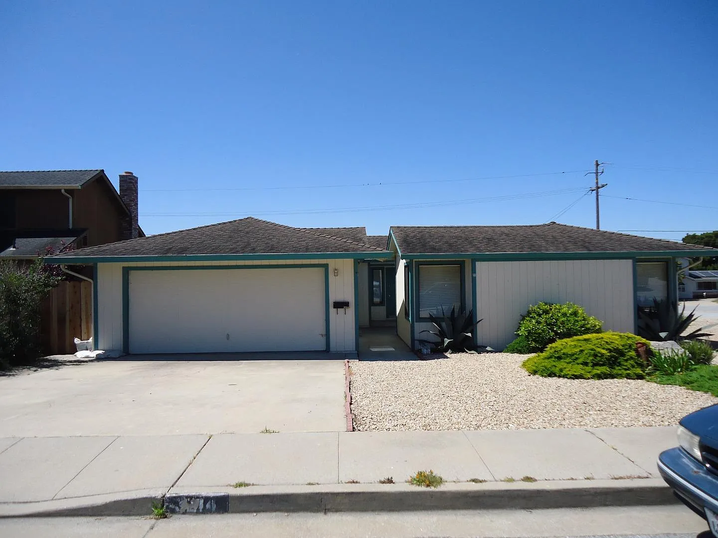 3214 Martin Cir photo 1