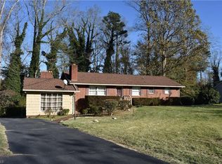 345 South St, Elkin, NC 28621