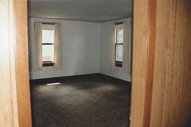2nd image of 92 Butler St