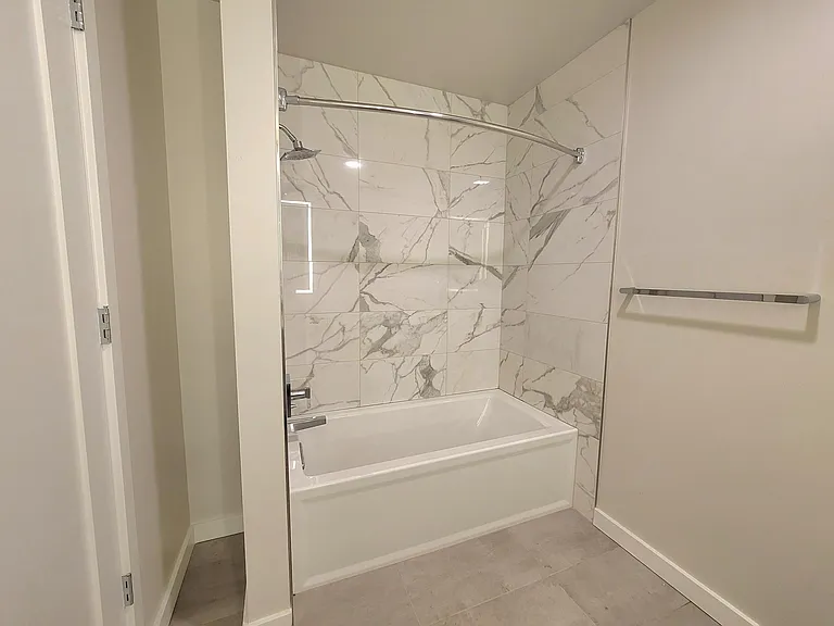 450 S Main St #1305 — Photo 9