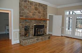 3rd image of 850 Christensen Ct