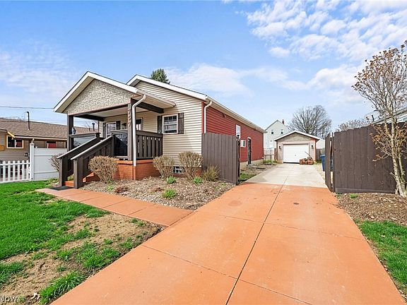 4th image of 757 Independence Ave