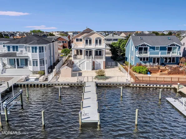 96 Dickman Drive, Lavallette, NJ 08735