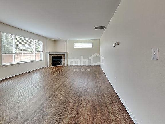 4th image of 1501 179th Street Ct E