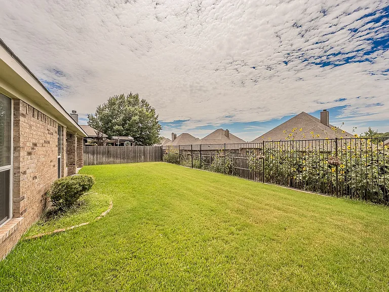 153 Overland Trl — Photo 36