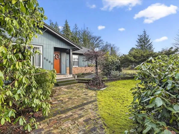 6009 River Rd, Pt Alberni, BC V9Y 6Z8