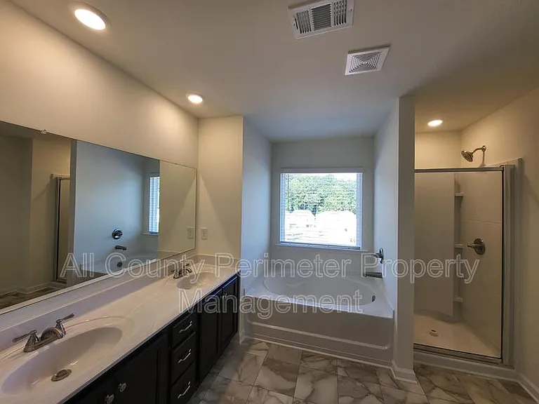 52 Berry Dr — Photo 12