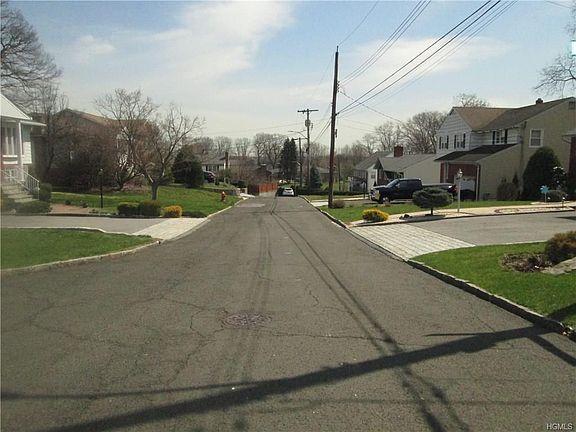 3rd image of 108 The Crossway