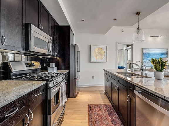 2nd image of 900 20th Ave S APT 615
