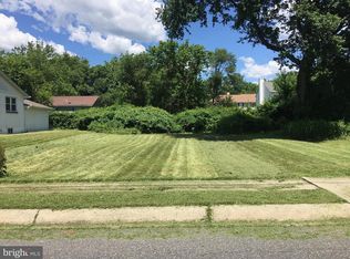 31 Broadway Ave, Aston, PA 19014