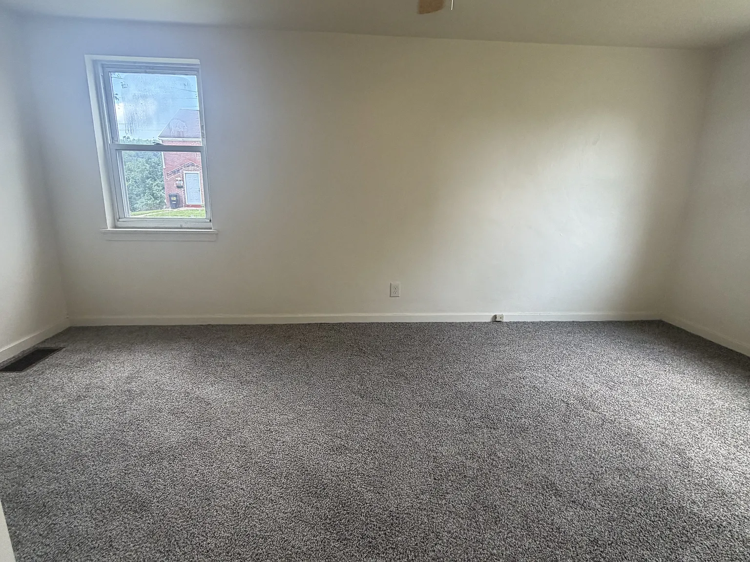 1110 Overland Avenue - 2 — Photo 3