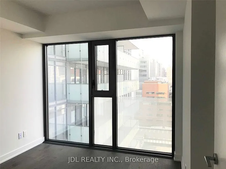 25 Richmond St E #1702 — Photo 8