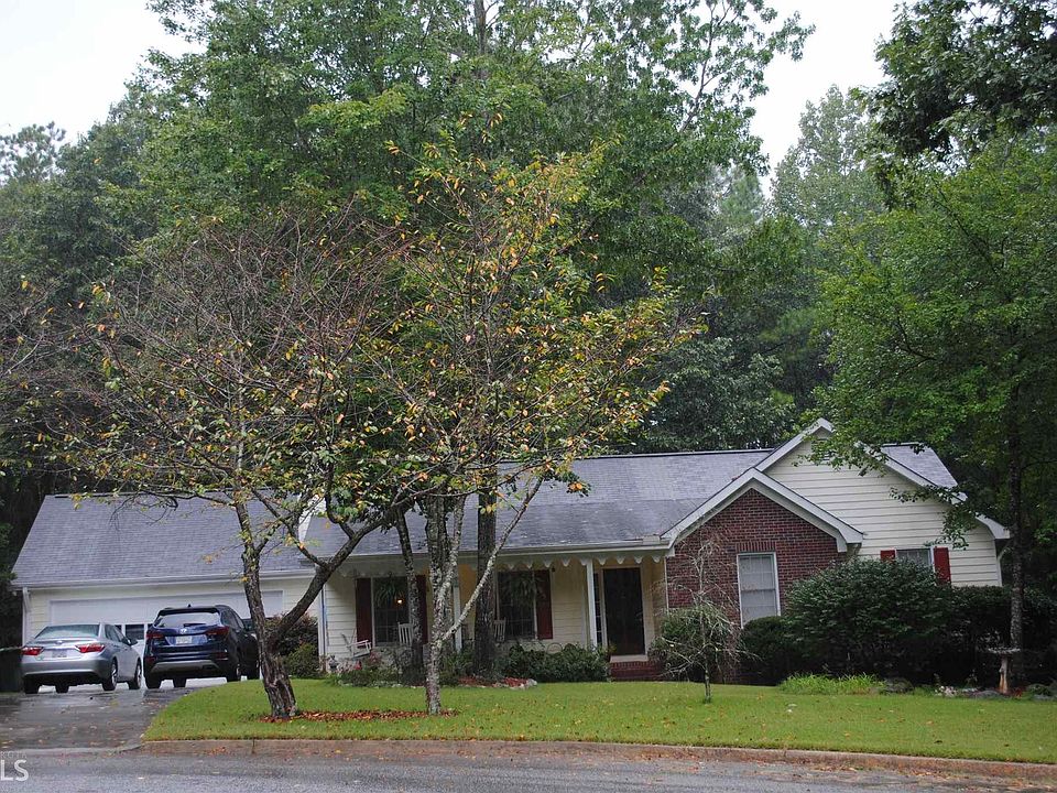 1st image of 4661 Pembrooke Ct SE