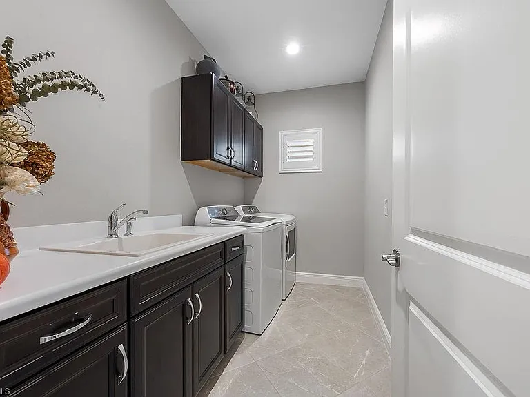 4584 Centaurus Cir — Photo 15