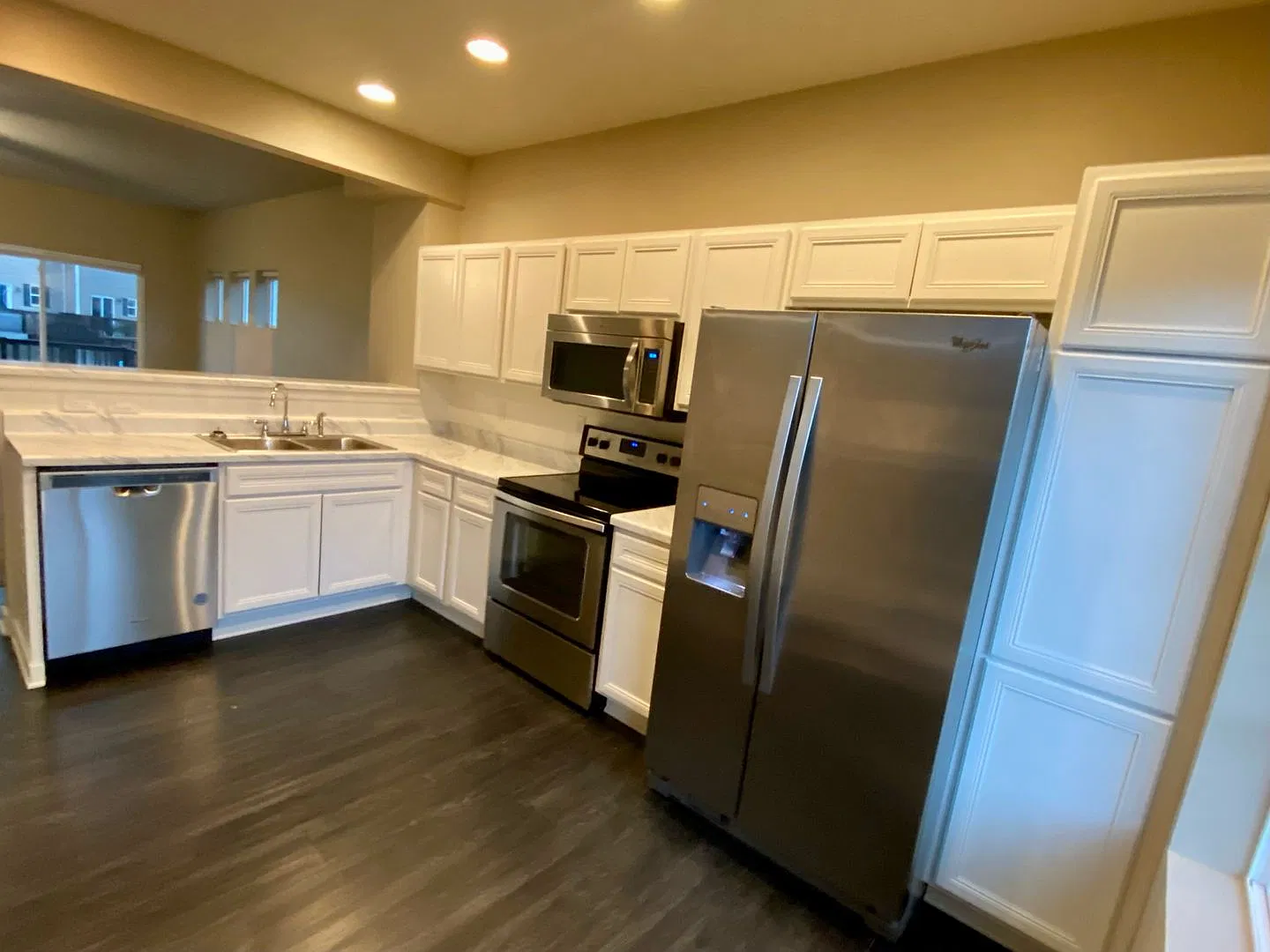 3 Bedroom Ankeny Townhome Available December 15, 2026! — Photo 4