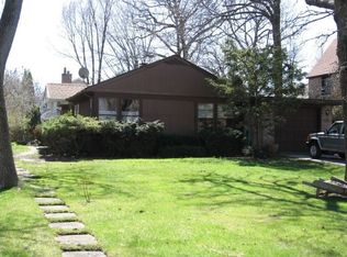 400 Jackson Ave, Glencoe, IL