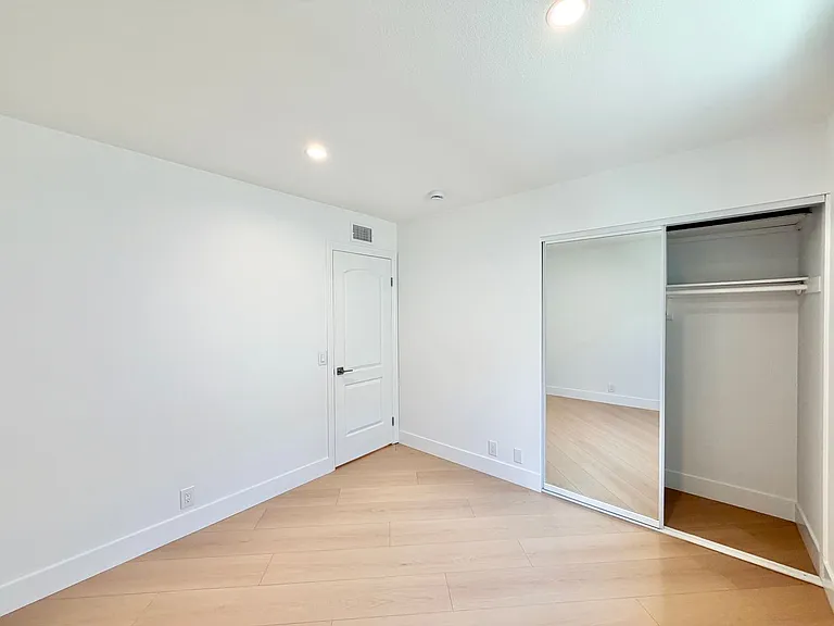 21676 Superior Ln — Photo 24