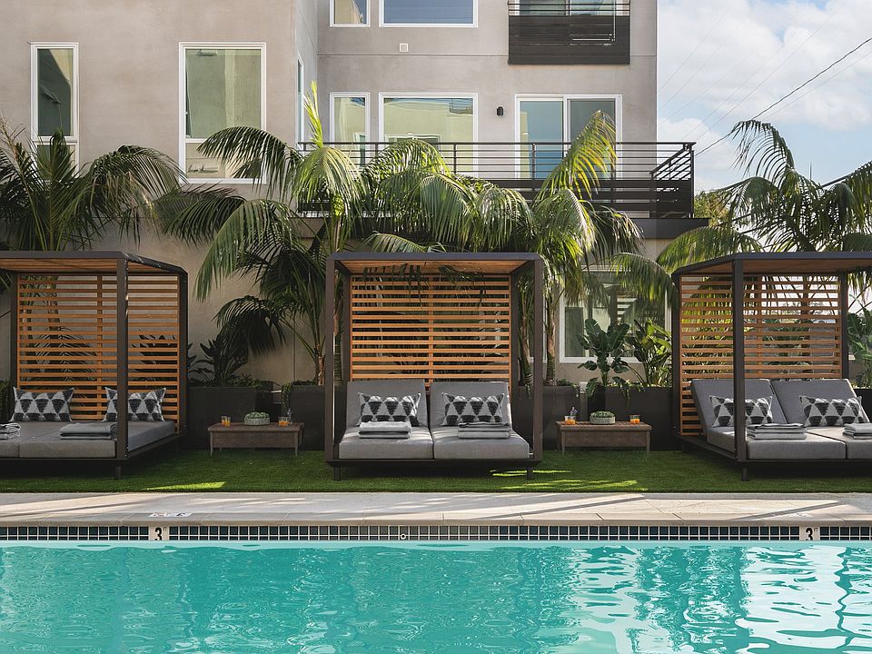 1st image of 5570 Melrose Ave #304