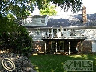 2nd image of 8035 Deerwood Rd