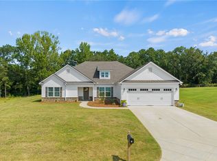 64 Lee Road 2229, Opelika, AL 36804