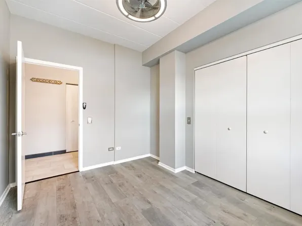 974 W 35th Pl, Chicago, IL 60616