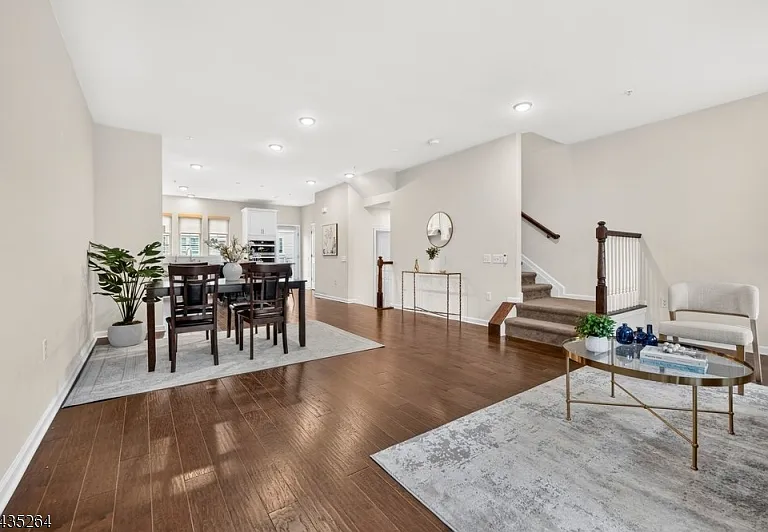 18 Cortland Ct #A — Photo 12