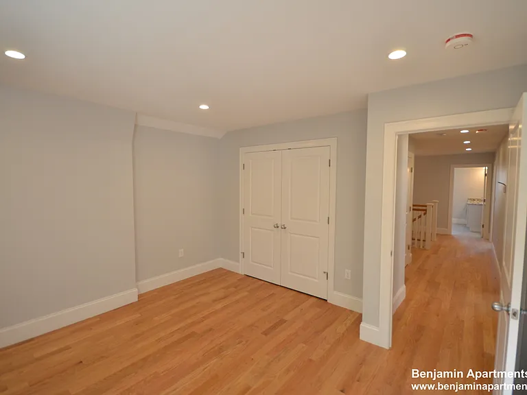 18 Bothwell Rd #5 — Photo 10