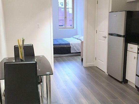 4th image of 145 Mulberry St APT 4A