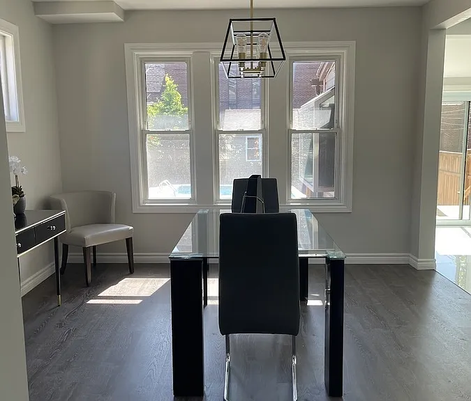 1677 Victoria Ave — Photo 5
