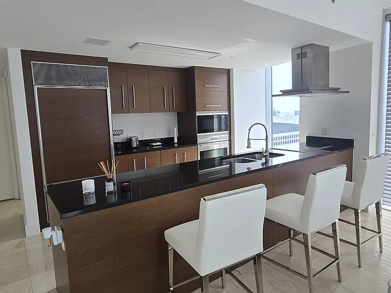 495 Brickell Ave #5310 — Photo 3