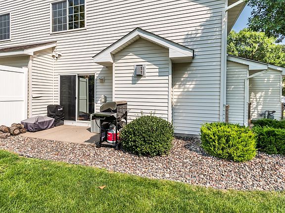 3rd image of 20569 Dublin Dr