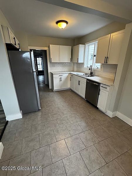 4th image of 22 Bogart Terrace