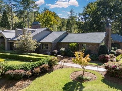 320 Long Glen Dr NW, Atlanta, GA, 30327