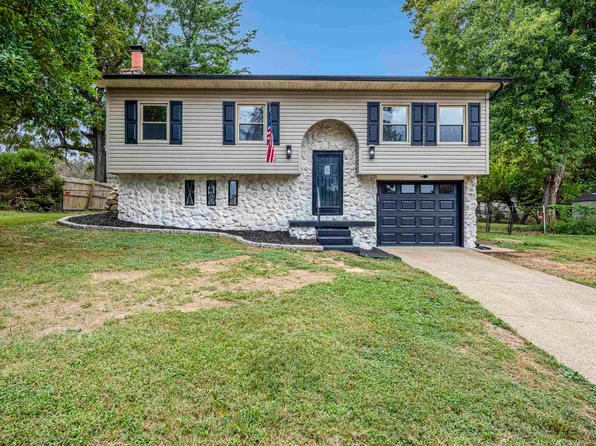 7255 Oakdale Dr, Newburgh, IN 47630