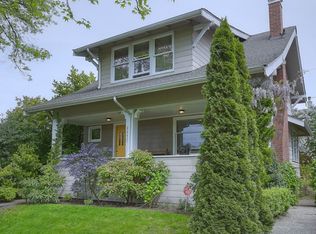 2556 10th Ave W, Seattle, WA 98119