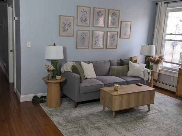 12 Knowlton St #12-A, Somerville, MA 02145