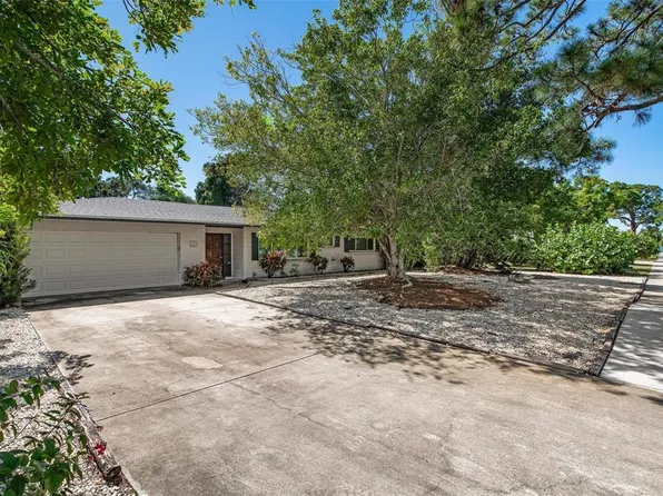 346 Suwanee Ave, Sarasota, FL 34243