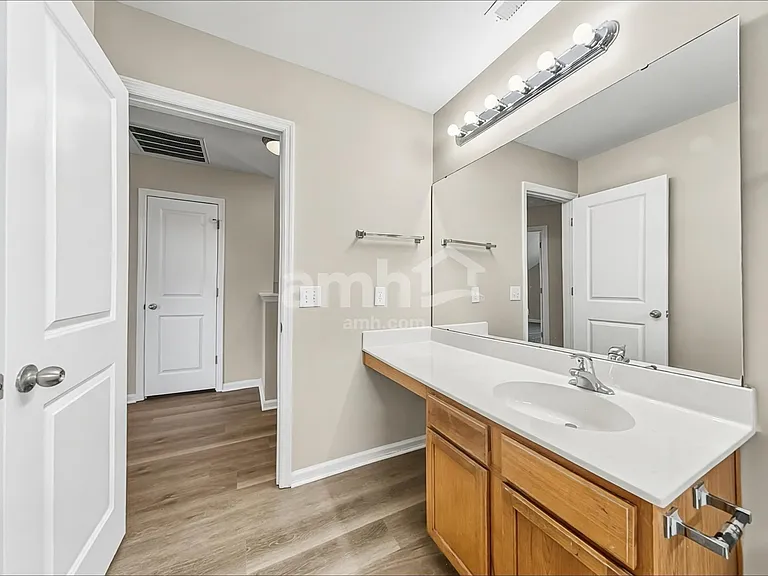 578 English Oak Cir — Photo 15