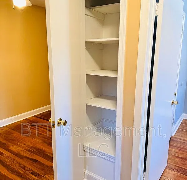 8805 Plymouth St #5 — Photo 26