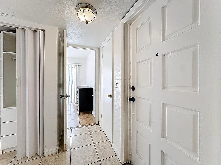 5977 Village Cir #5977 — Photo 8