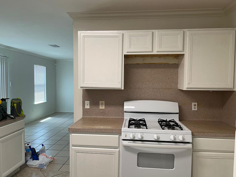 2nd image of 20239 Pioneer Ridge Dr