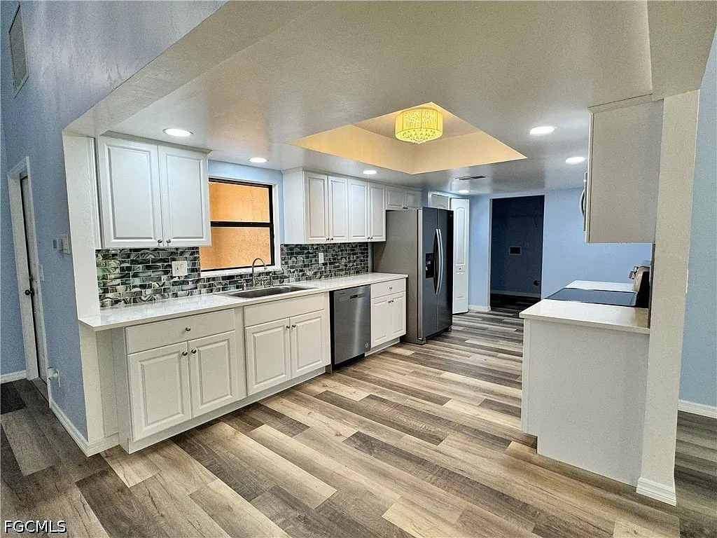 3 bed, 3.0 bath, 1797 sqft, $2,600 — Photo 1