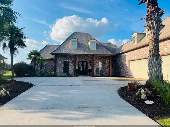 41216 Lakefront Ave, Gonzales, LA 70737