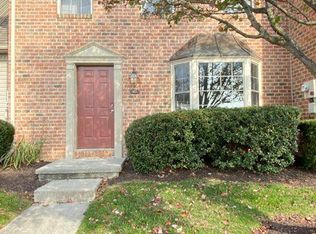 143 Hunters Ridge Dr, Harrisburg, PA 17110