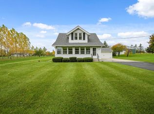 2707 43rd St, Caledonia, WI 53108